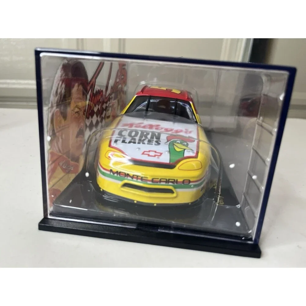 1997 Terry Labonte #5 Kelloggs Corn Flakes 1:24 Revell Sports Impressions w/Case